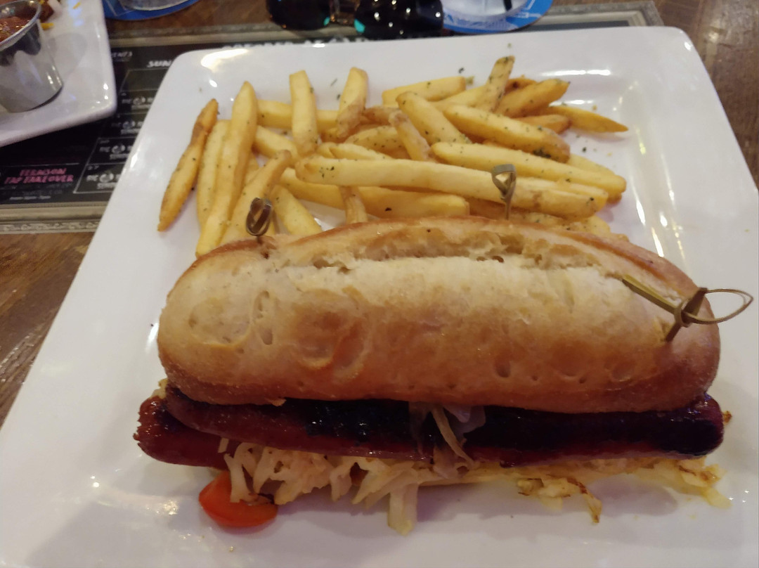 The Attic Bar and Grill景点图片