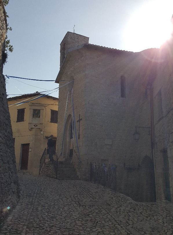 Chiesa di SS. Michele e Gaugerico-Fumone必去景点