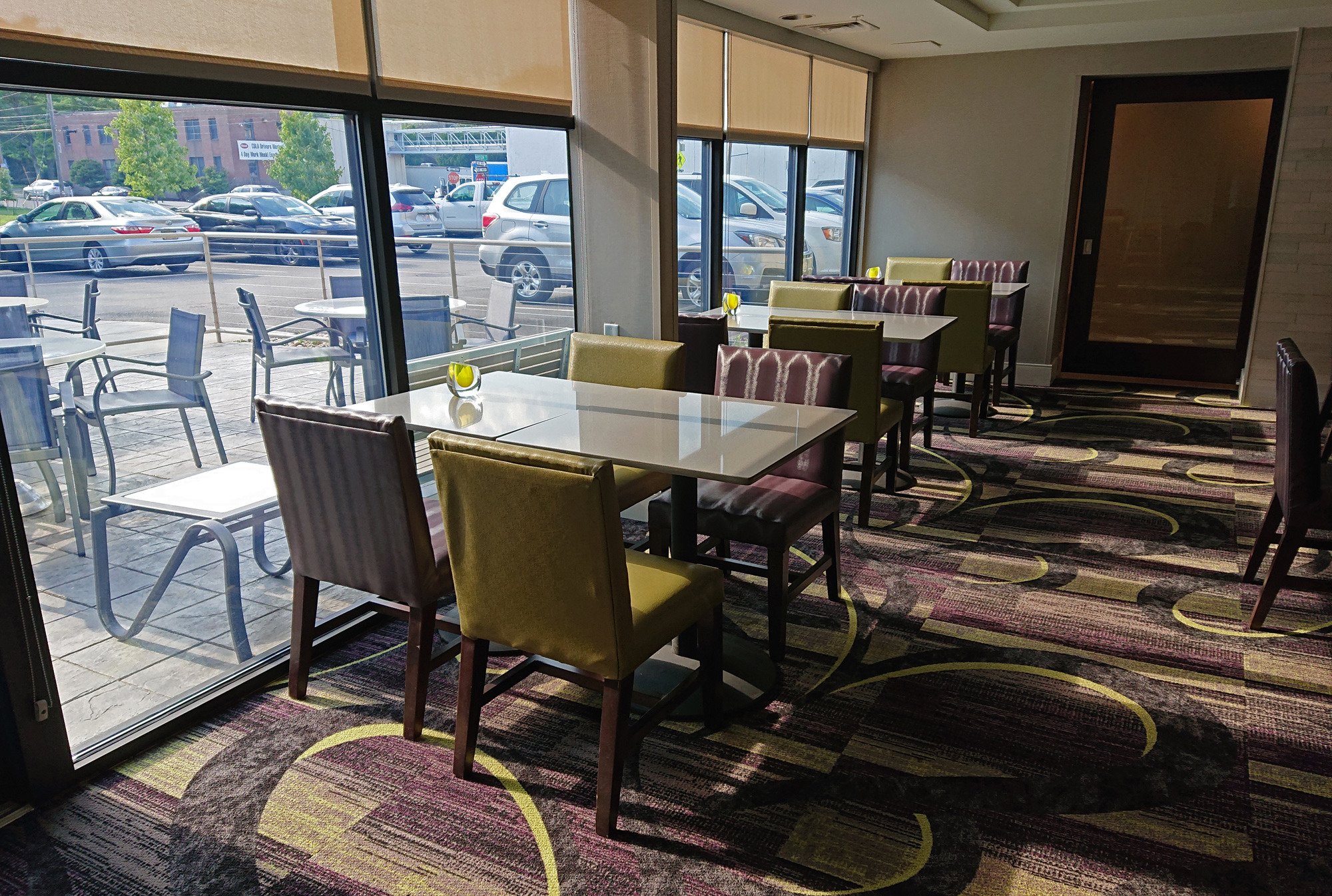 La Quinta Inn & Suites by Wyndham Portland-餐饮