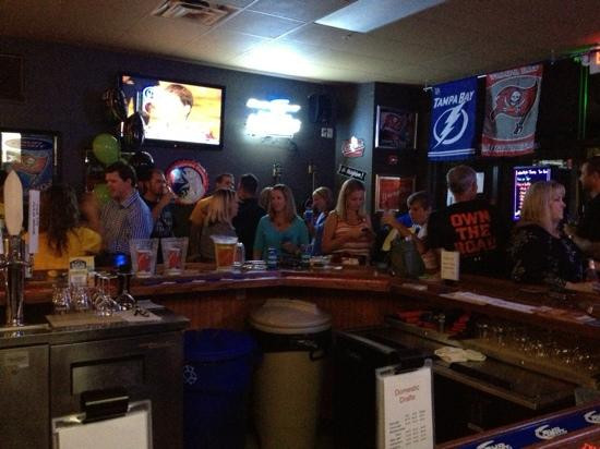 Pinecraft旅游景点-210 Tavern