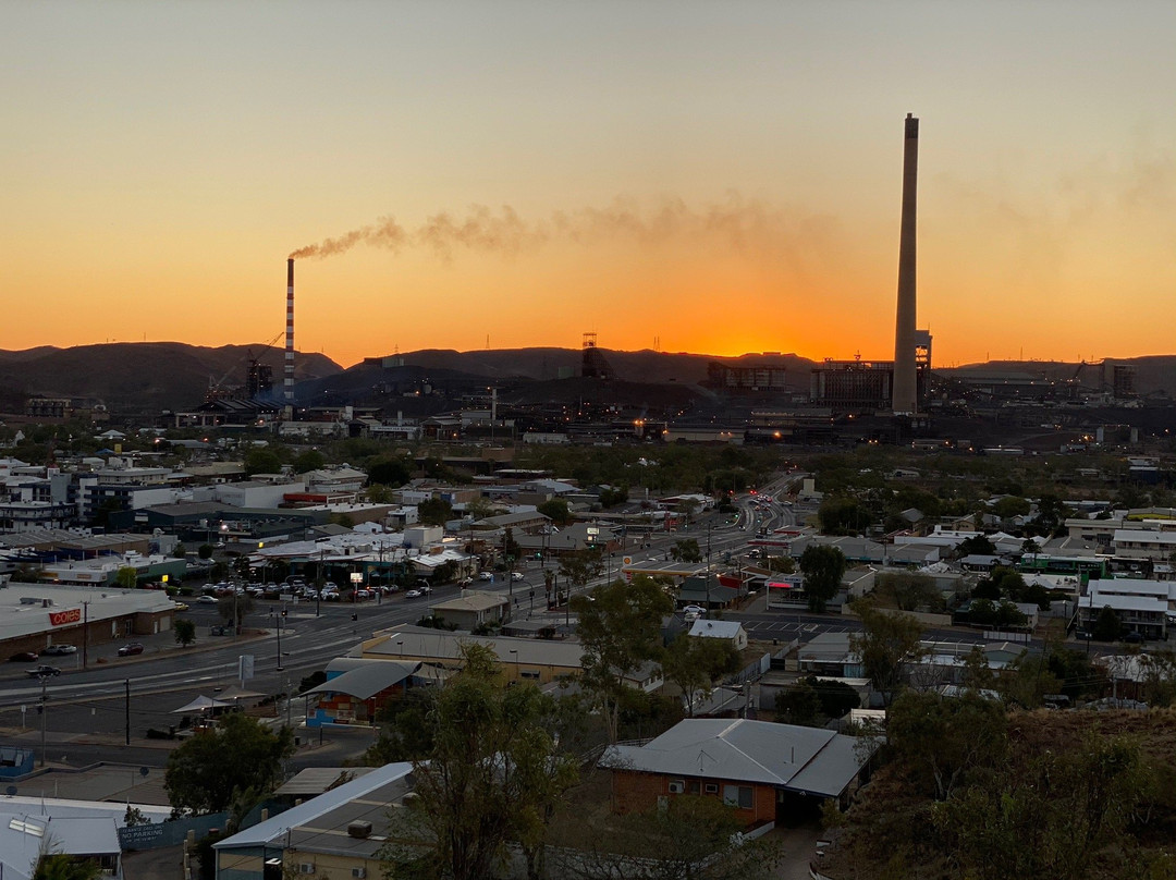 Spinifex Motel & Serviced Apartments主图