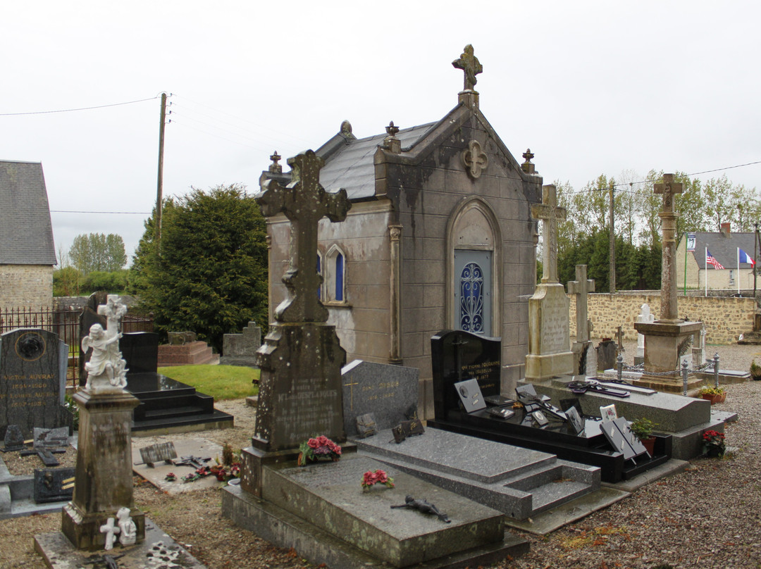 Eglise Saint Come et Saint Damien-Saint-Come-du-Mont必去景点