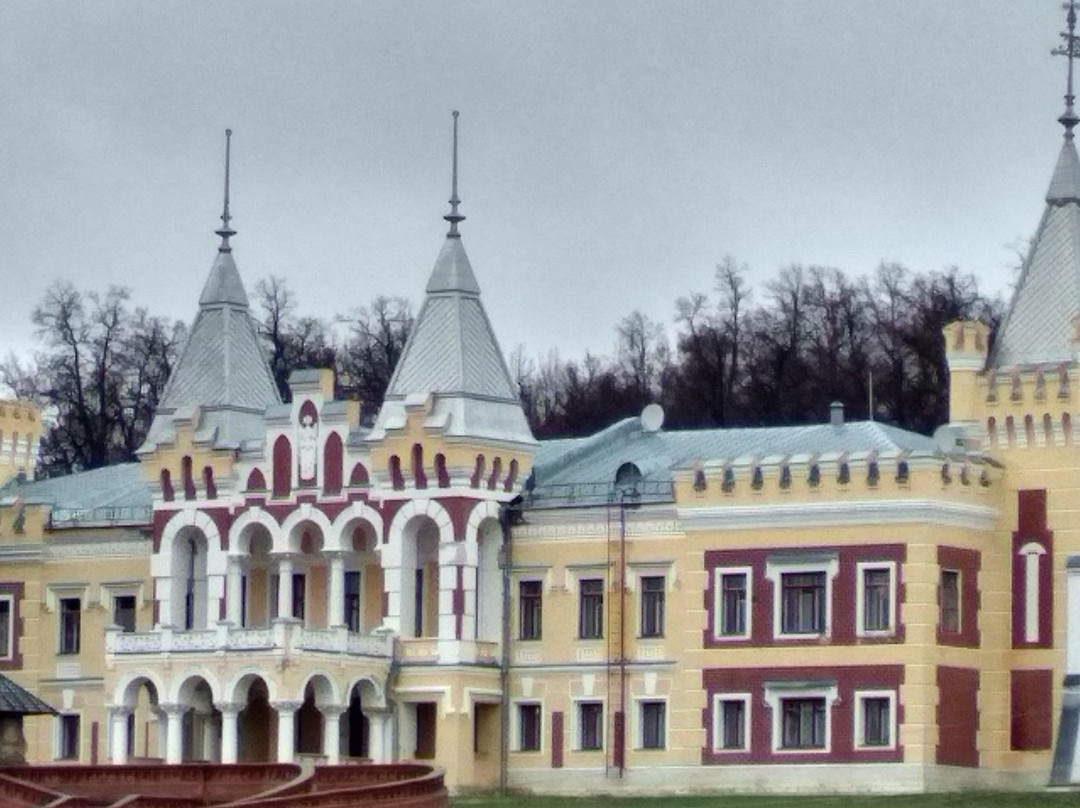 Von Derviz Manor-Kiritsy必去景点