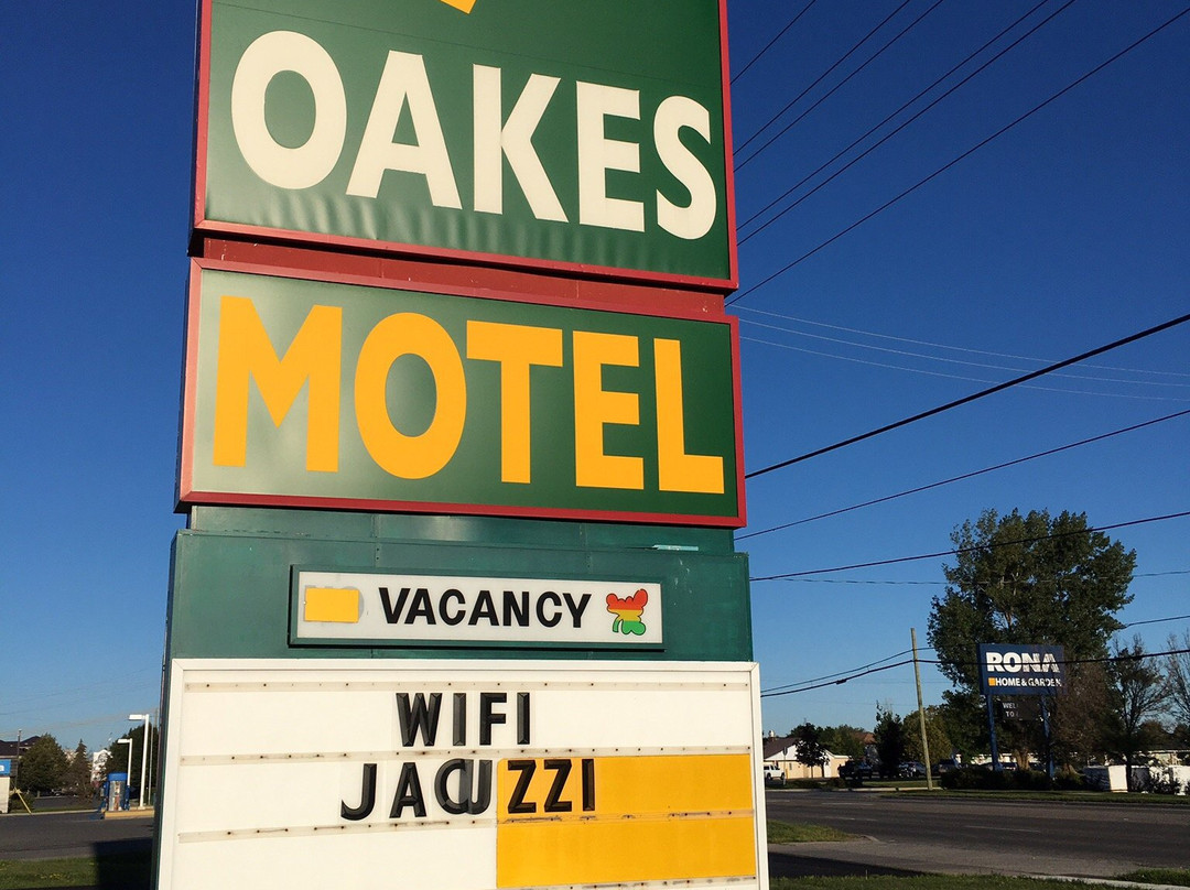 Seven Oakes Motel主图