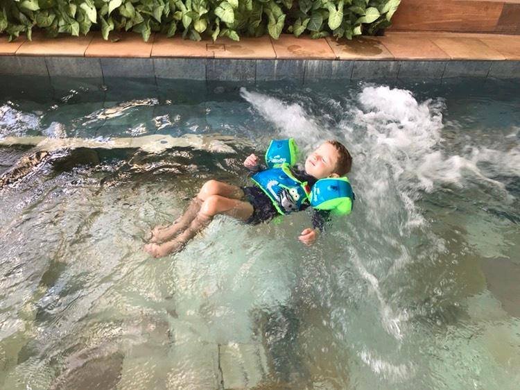 Hot Beach Resort-泳池