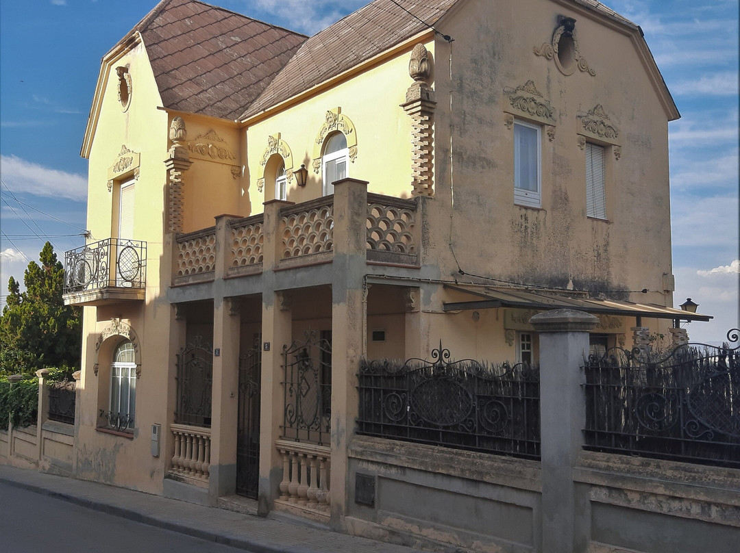 Casa Delfí Mas-Gelida必去景点