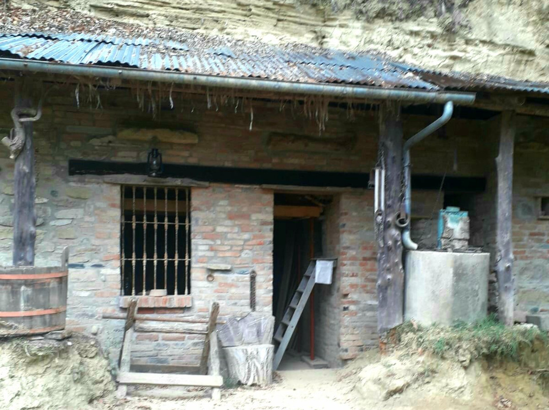 Case Grotta Di Mombarone-阿斯蒂必去景点