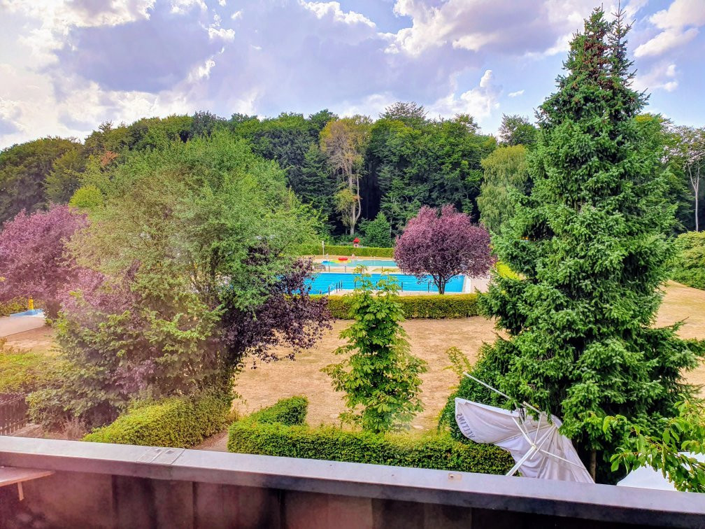 萨登兰德宫酒店主图