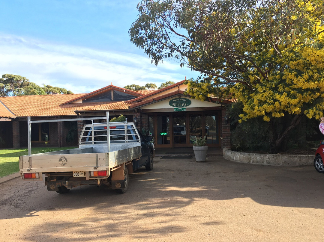 Wave Rock Hotel Motel主图