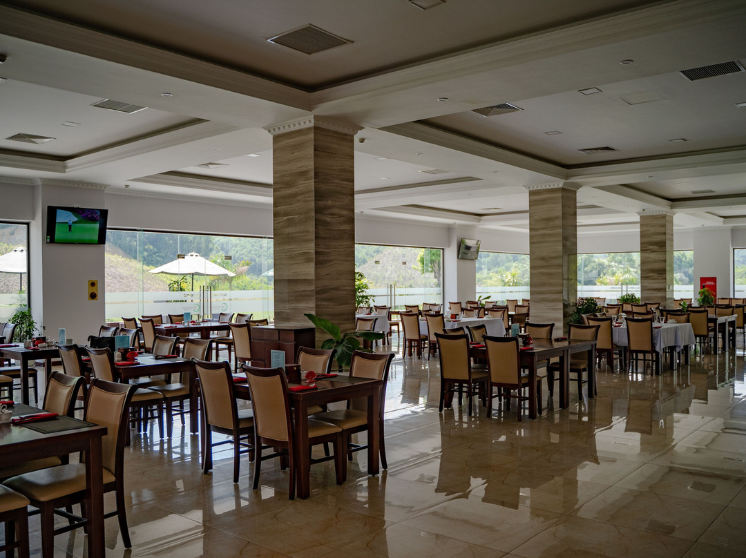 Hilltop Valley Golf Club-Hoa Binh必去景点