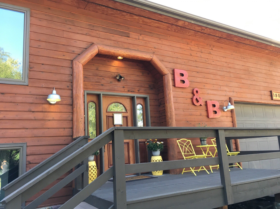 Meadow Lake View Bed and Breakfast主图