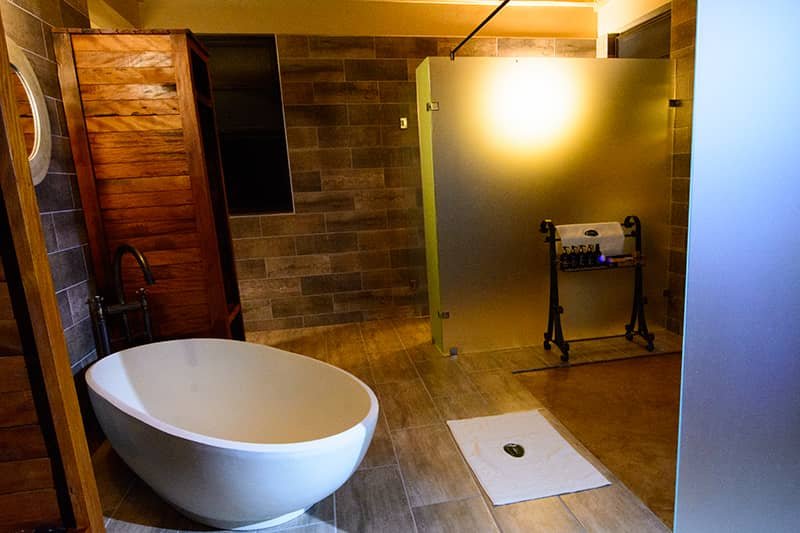 Callies Game Lodge-浴室