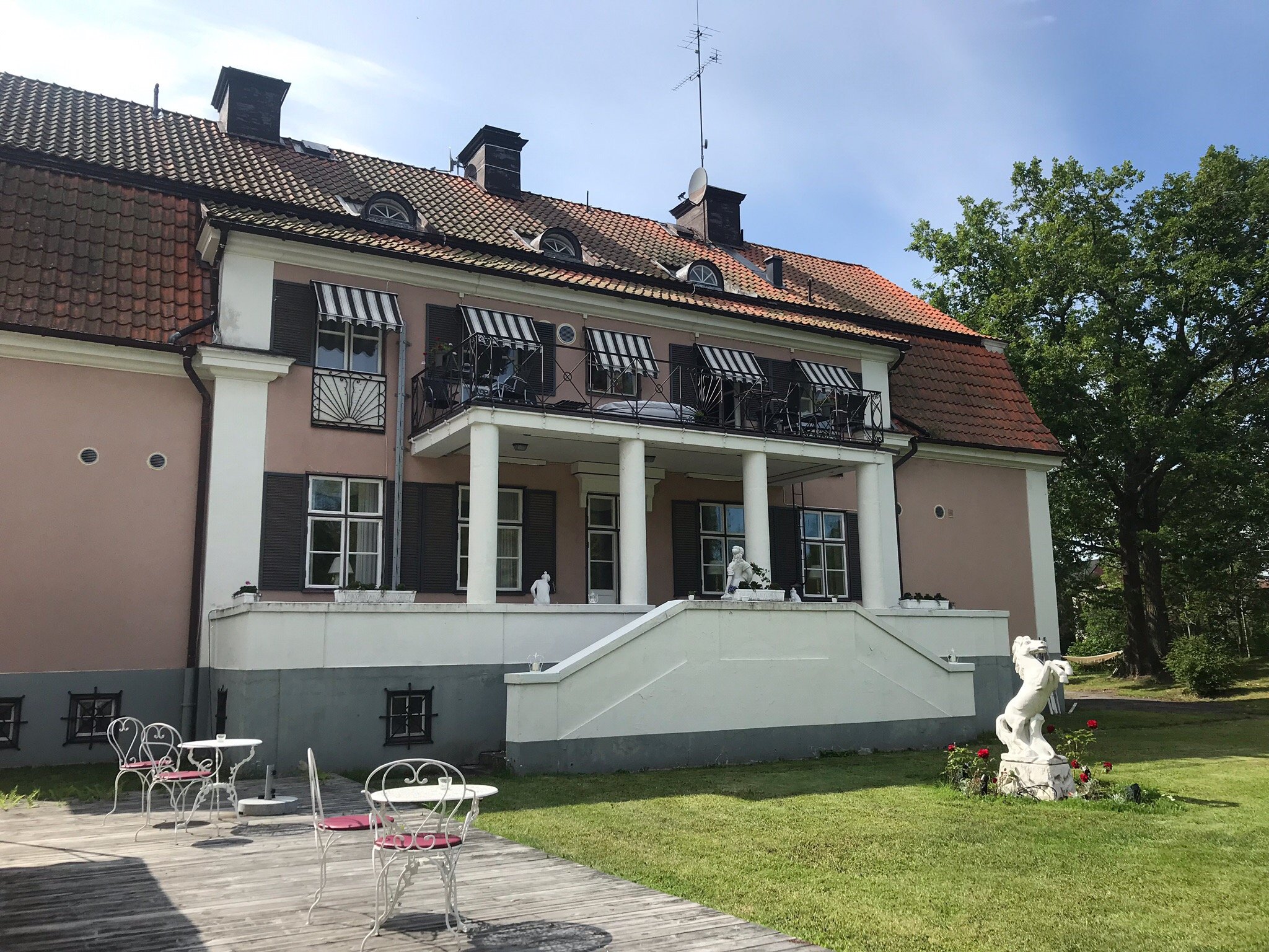 Herrgards Hotell Gyllene Hasten-官方