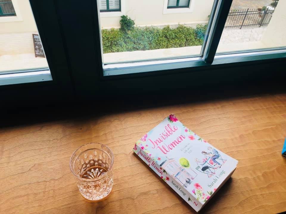 Brown Beach House主图