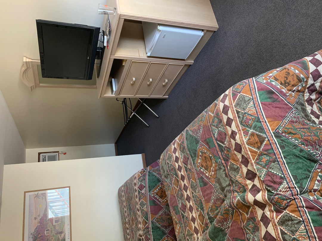 Twi-Lite Motel主图