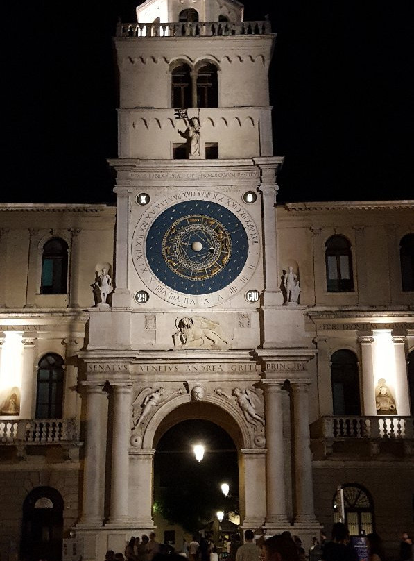 Piazza dei Signori景点图片