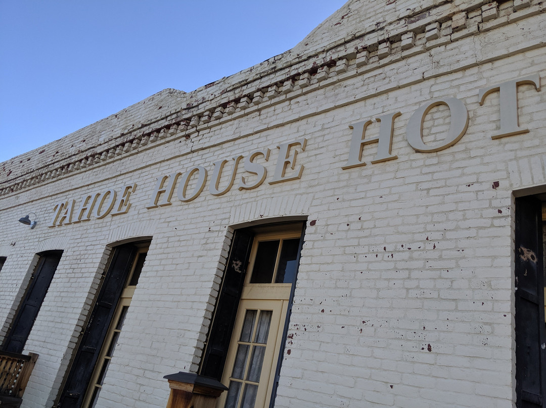Tahoe House Hotel主图