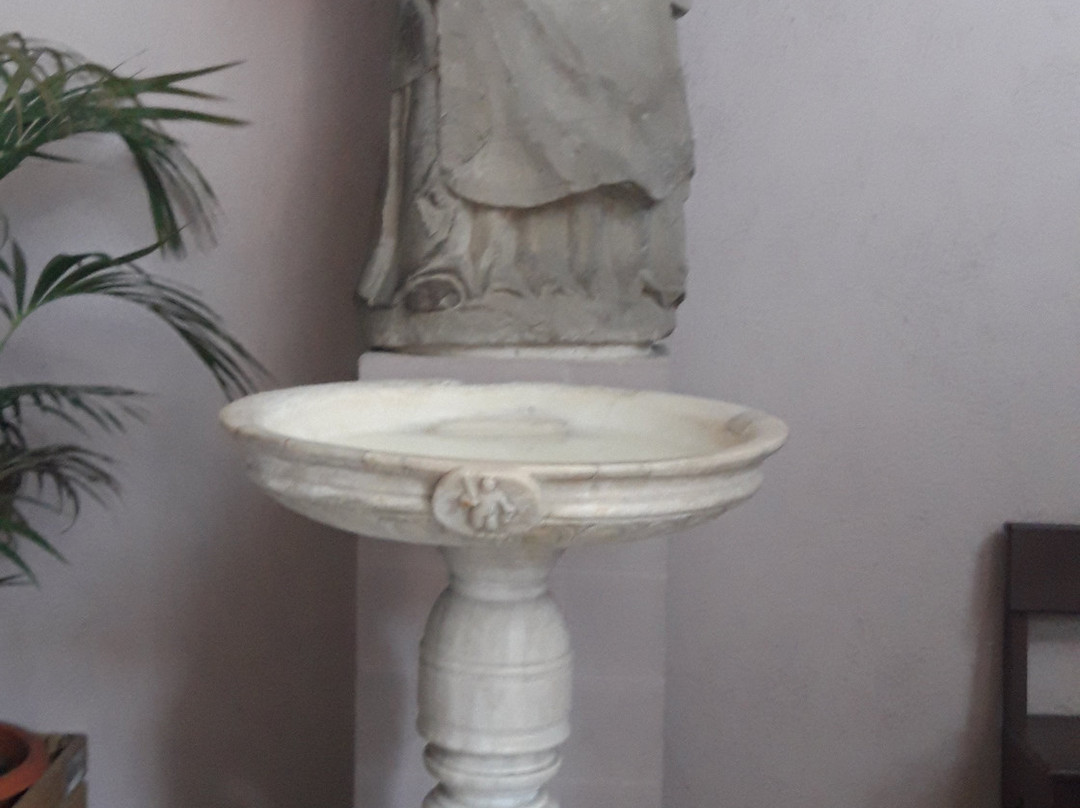 Esglesia de San Esteban-格拉诺列尔斯必去景点