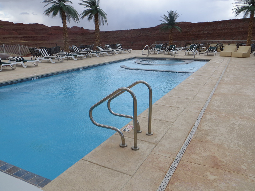 帽子岩酒店主图