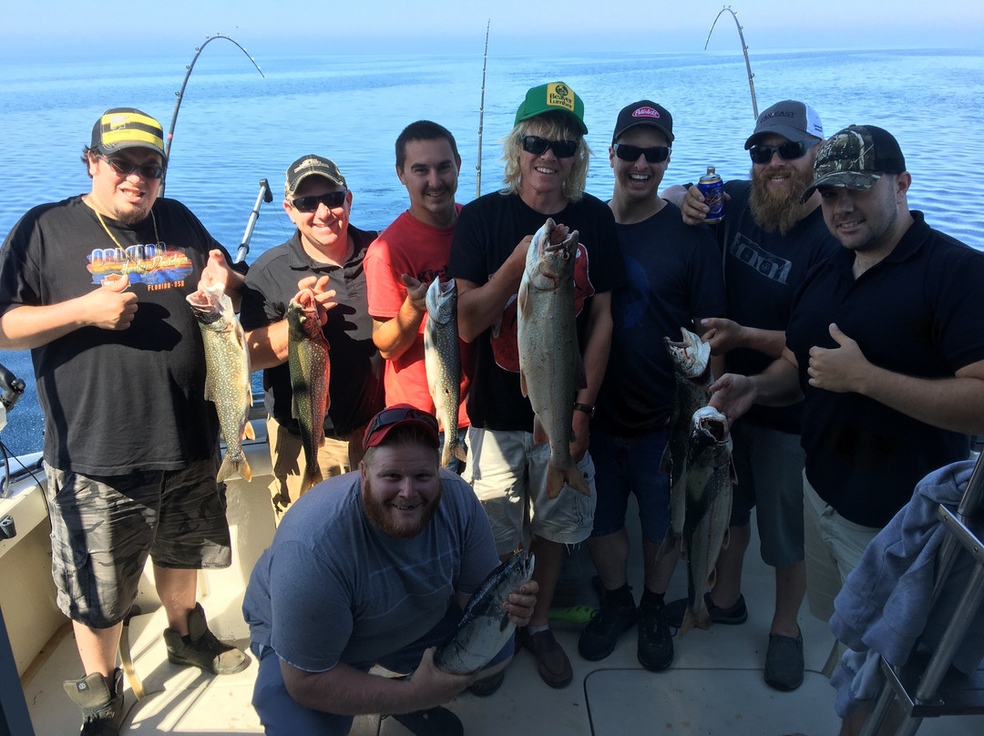 Dwindle's Dream Fishing Charters-Kincardine必去景点