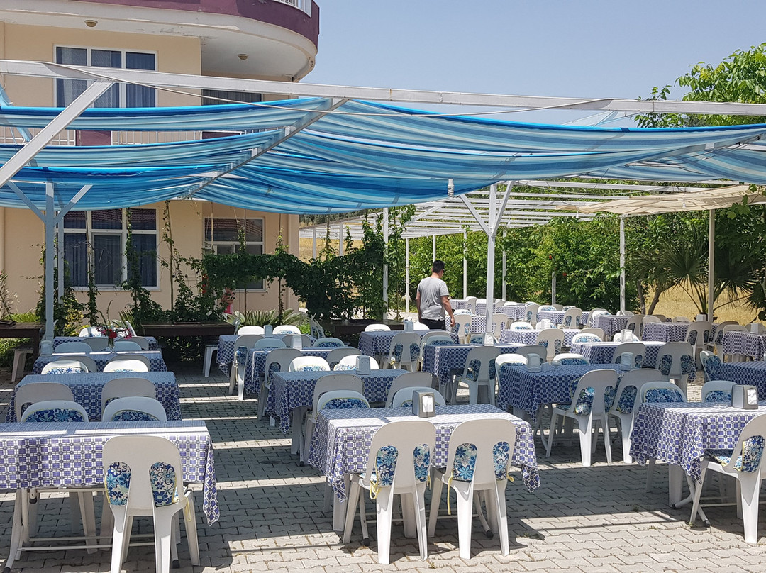 Maniola Hotel Restaurant主图