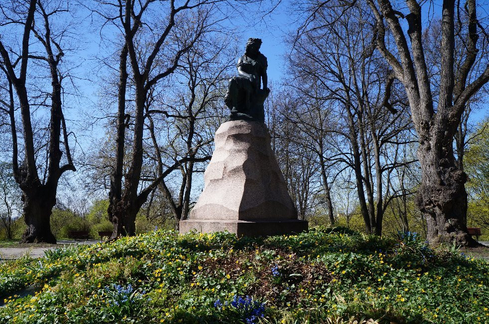 Linda Monument-塔林必去景点