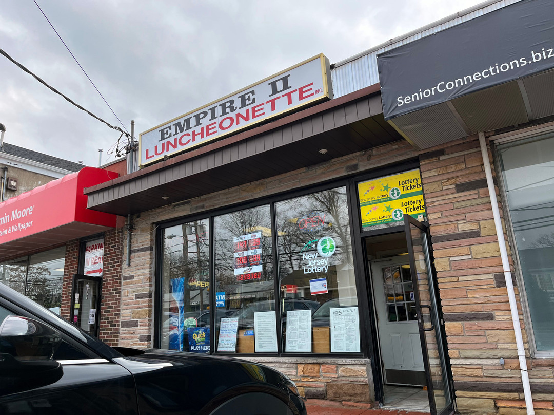 Empire II Luncheonette