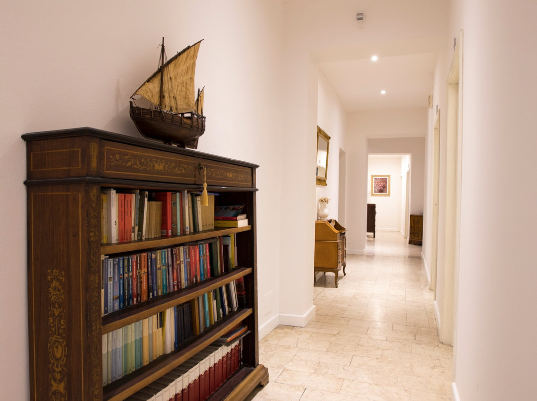 巴迪亚佛罗伦萨酒店主图