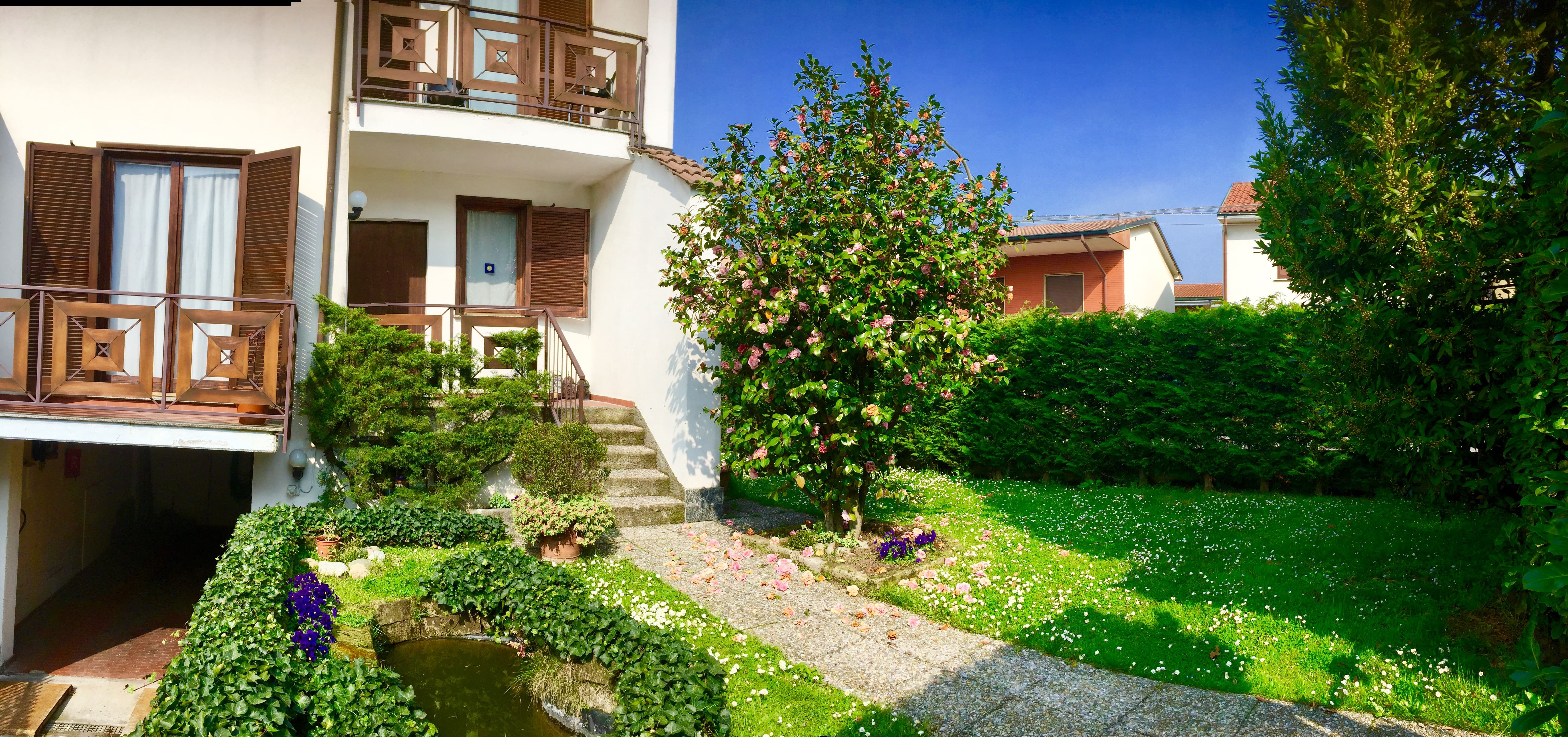 B&B Rana-官方