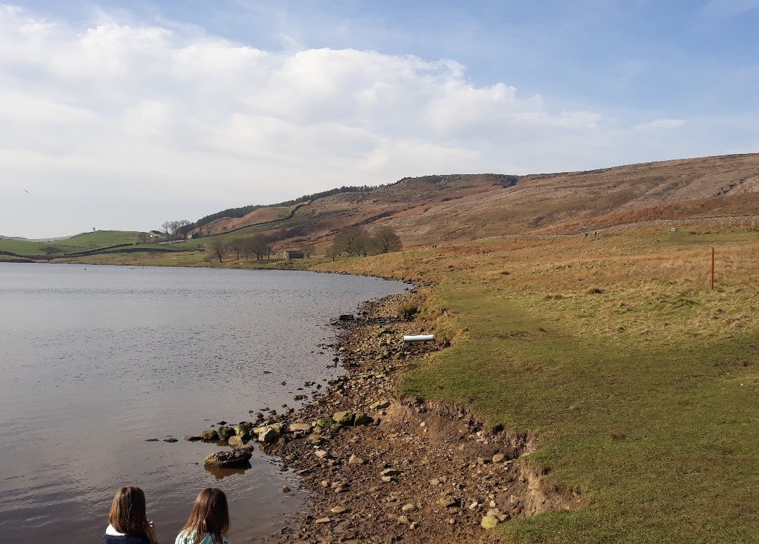 Embsay Moor Reservoir景点图片