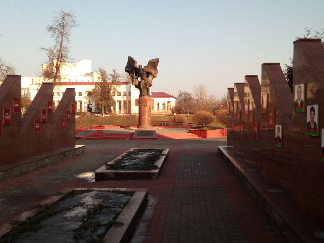 Monument to the Soldiers Who Died During the Great Patriotic War-Slutsk必去景点