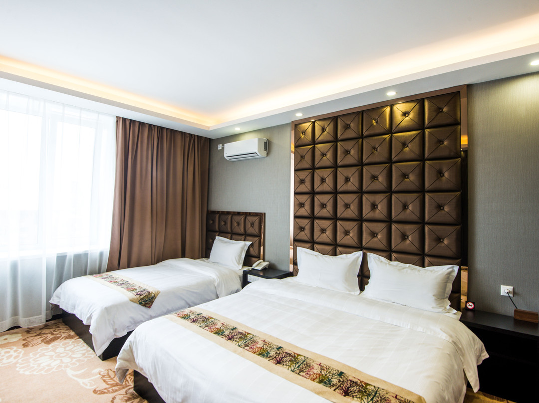 Golden Time Hotel主图