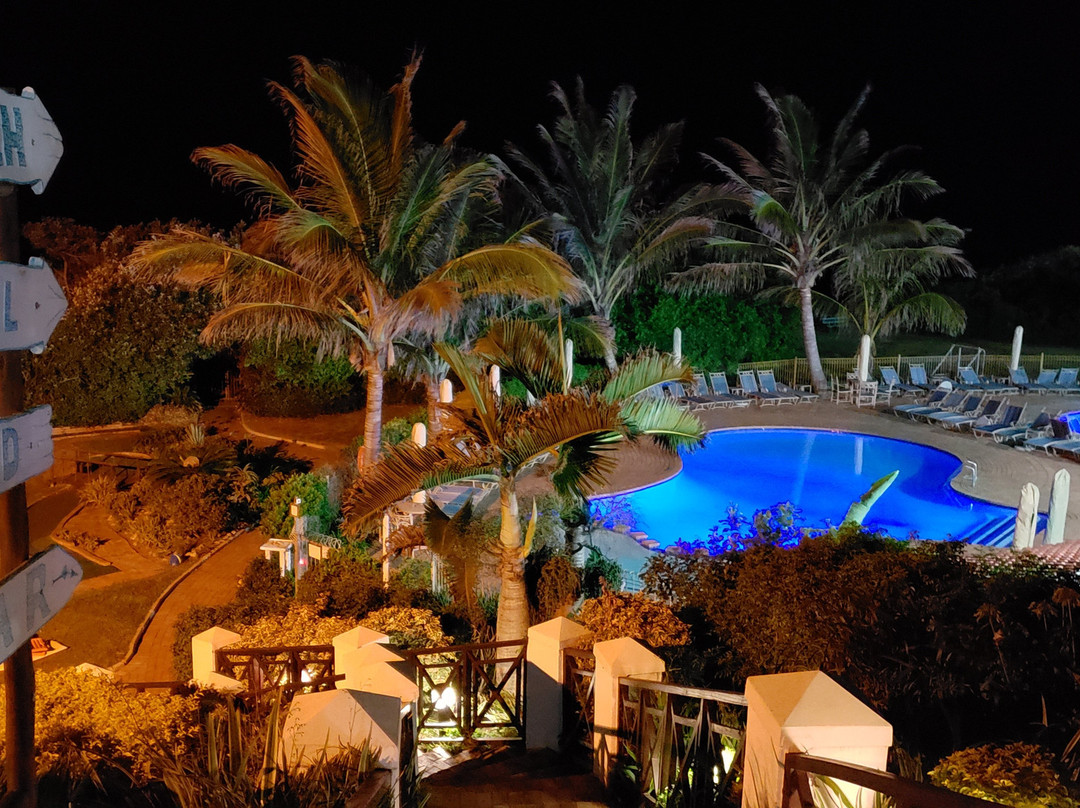 Pumula Beach Hotel主图