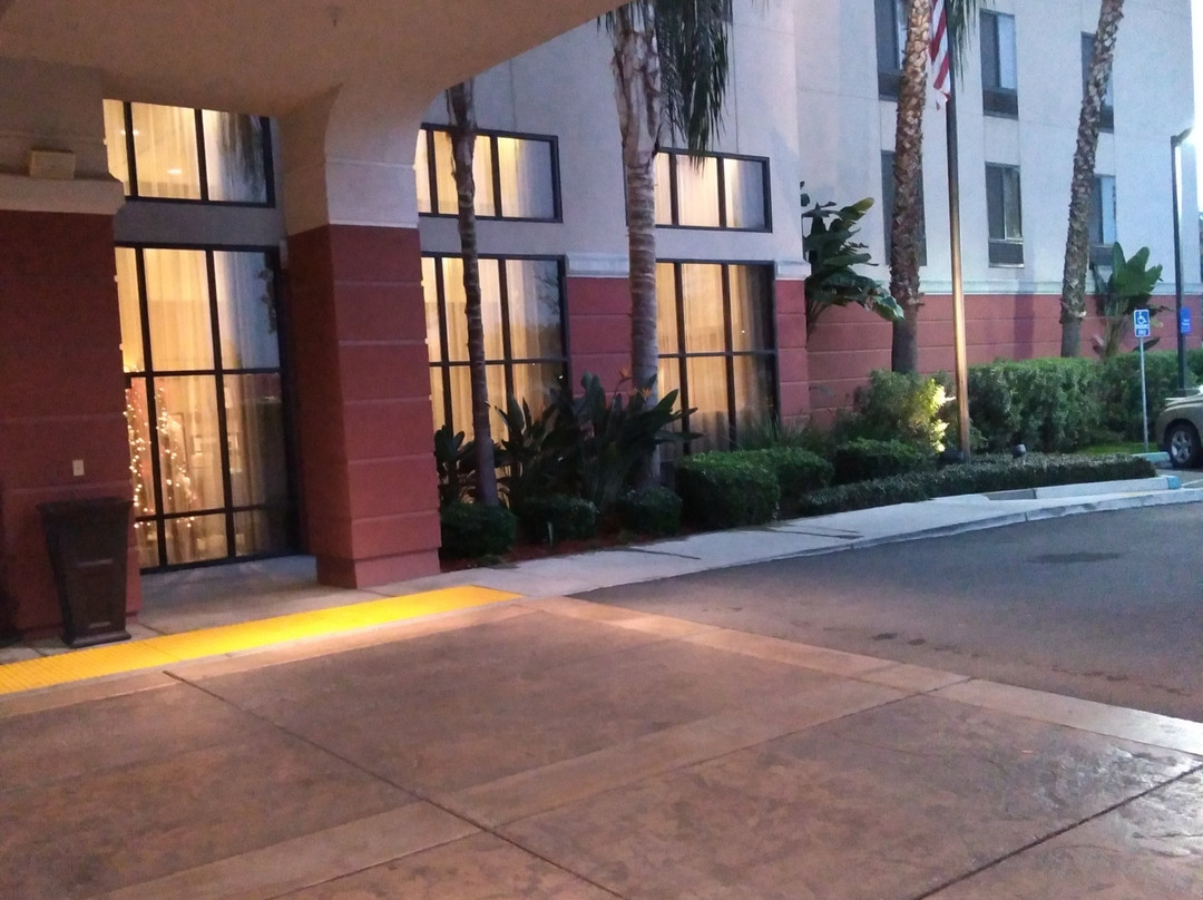 Hampton Inn & Suites Tulare主图