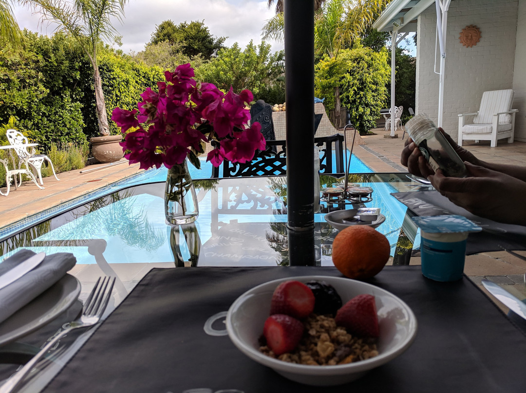 Paradiso Guesthouse & Self Catering Cottage主图