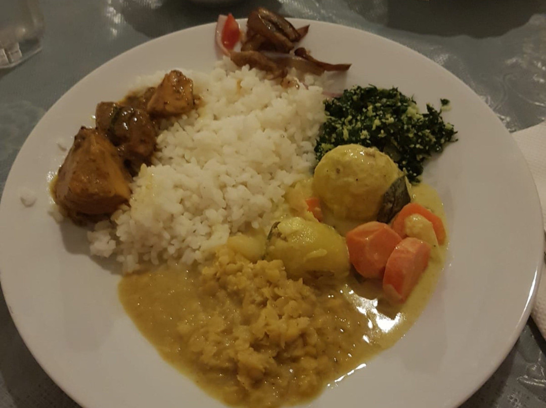 First House Mihintale主图