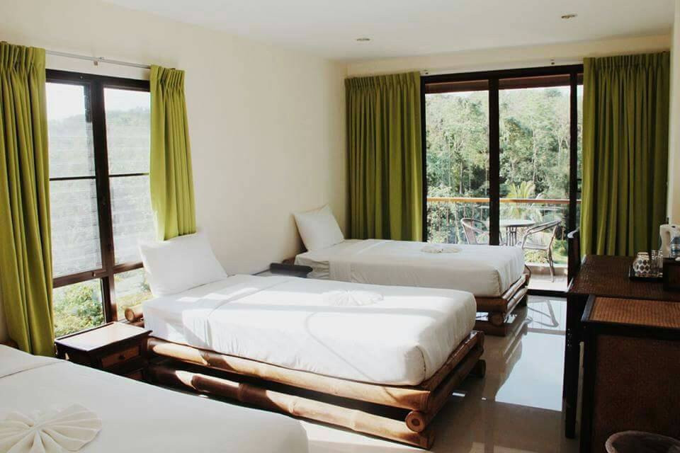 Yaowawit School, Lodge & Farm主图