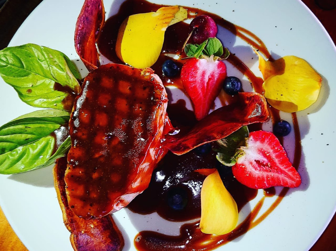 复活节岛餐馆和美食-Haka Honu