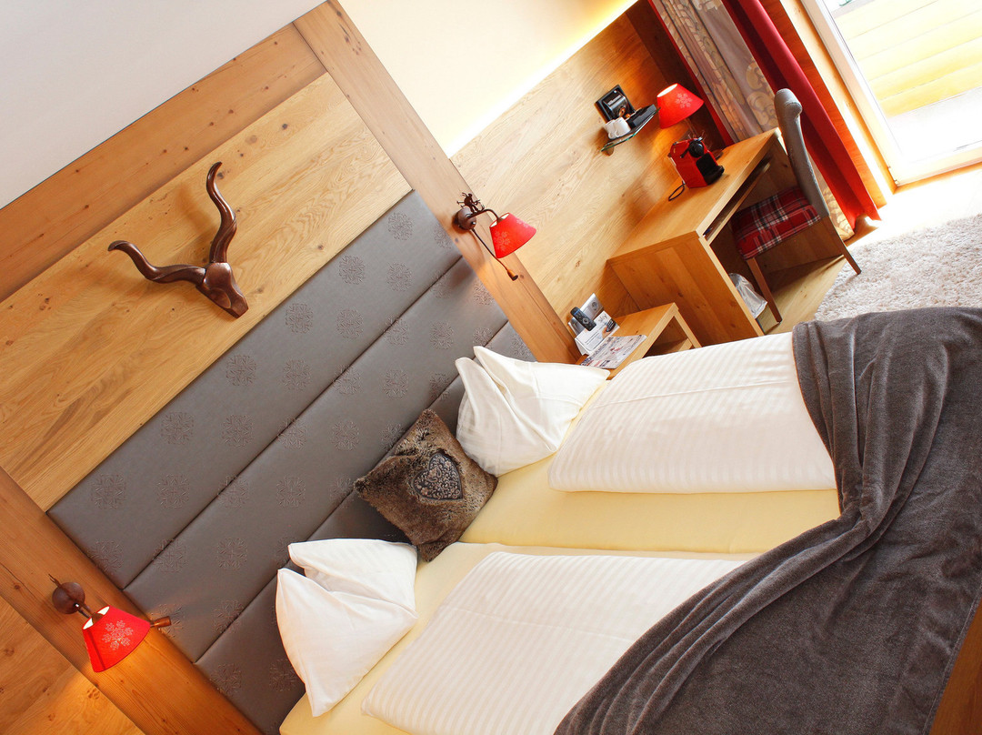 Hotel Kristall主图