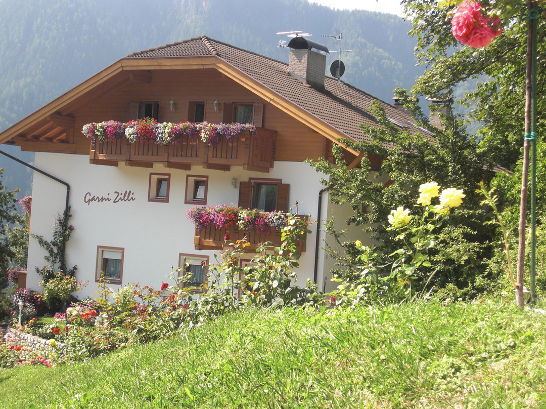 Garni Zilli主图