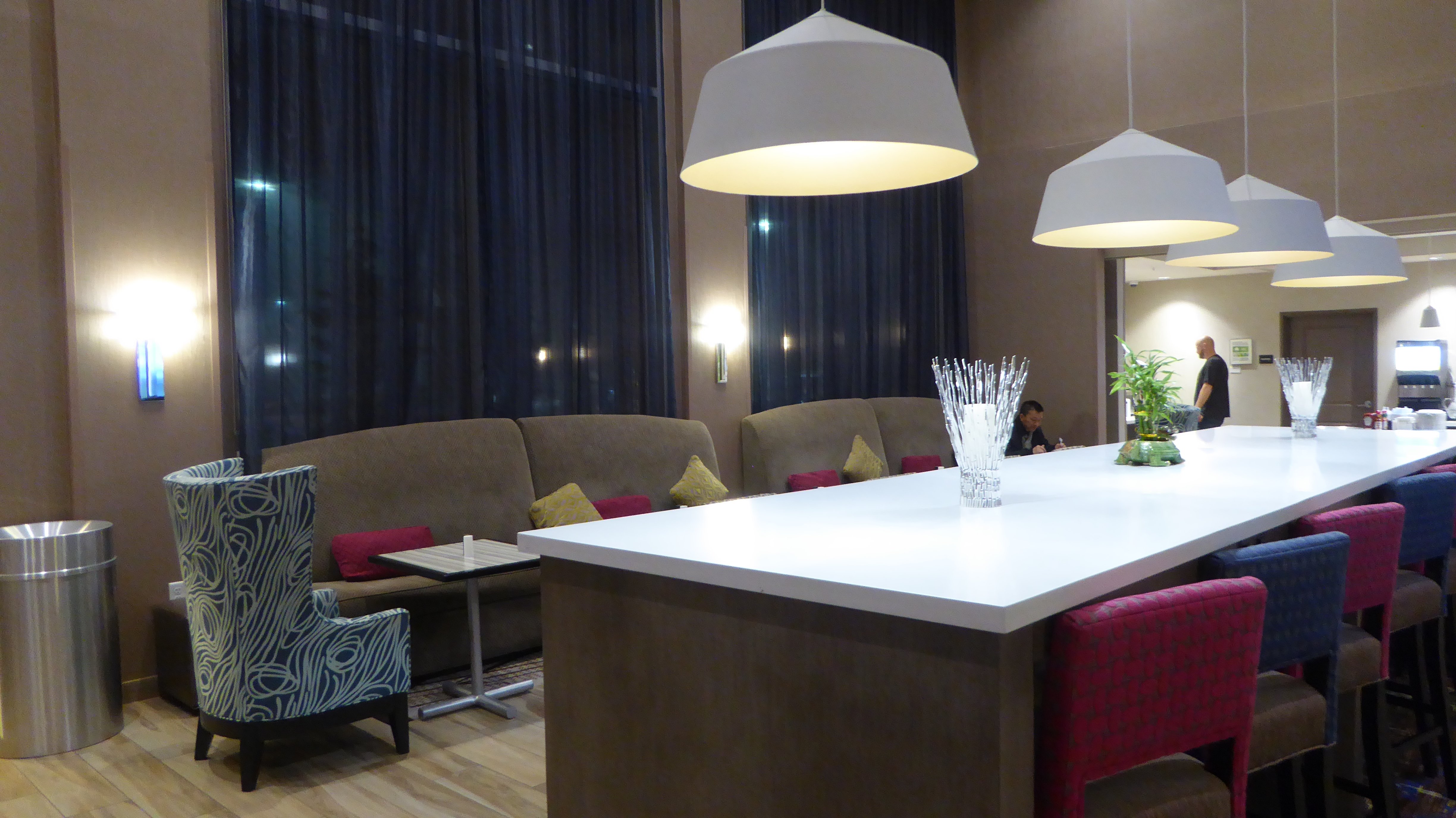 Hampton Inn & Suites Seattle/Redmond-餐饮