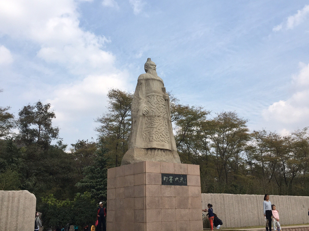 青岛即墨马山石林景点图片