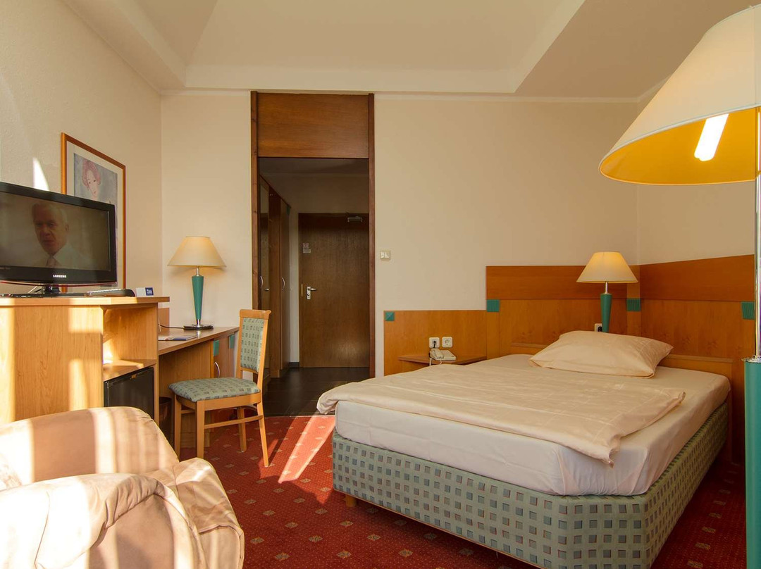AMBER HOTEL BAVARIA主图
