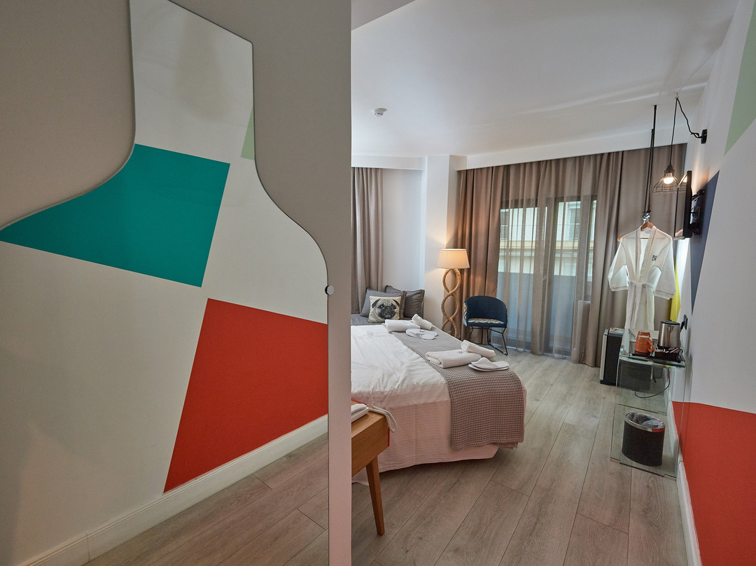 Blue Bottle Boutique Hotel主图