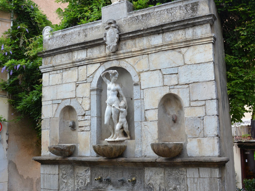 Fontana Venere Ciprea (Quattru Cannola)-Castelbuono必去景点