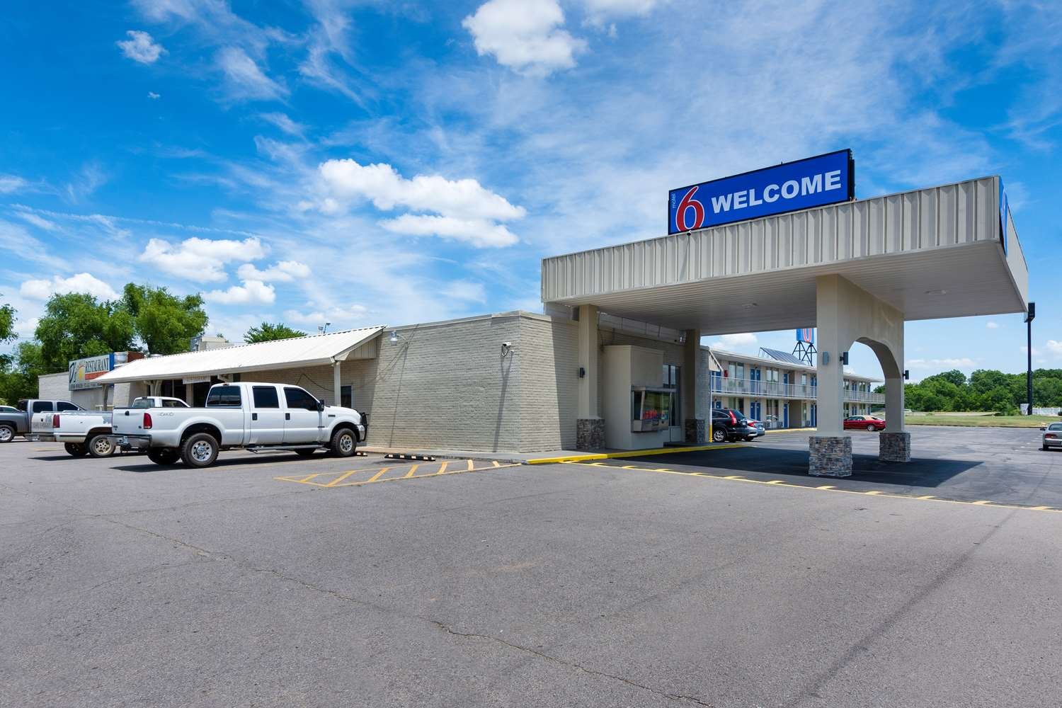 Motel 6 Van Buren-官方