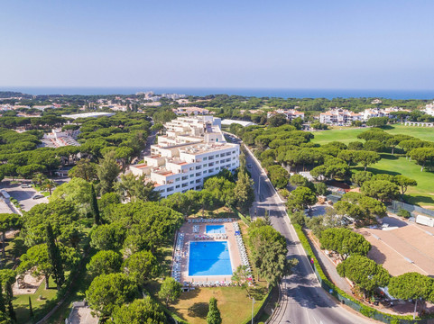 天井套房酒店主图