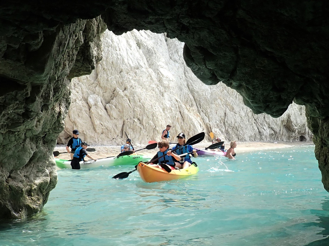 Sea Kayaking Zakynthos景点图片