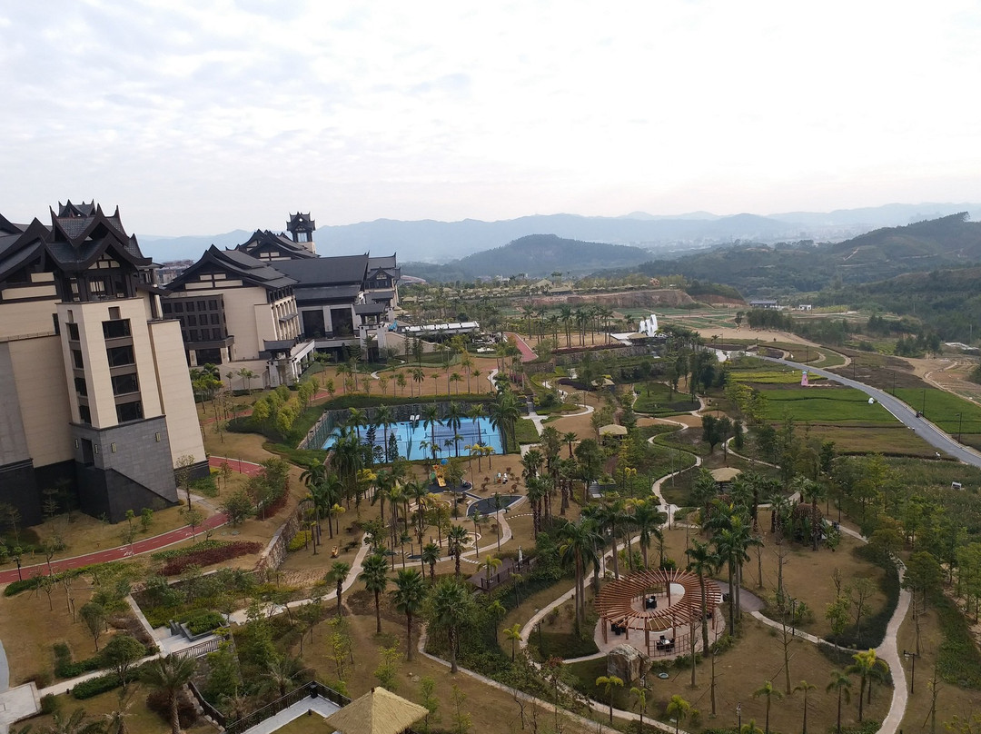 熹乐谷温泉度假酒店