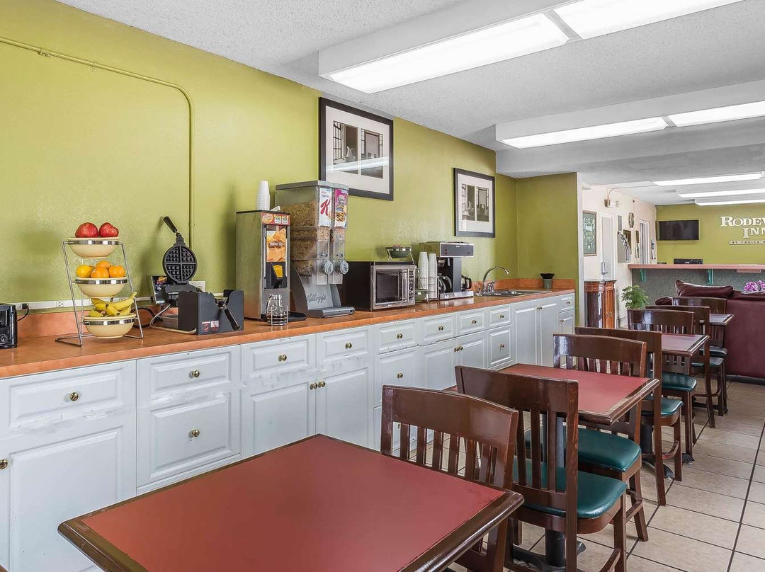 Rodeway Inn主图